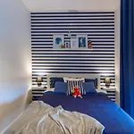 Anchor Apartments Marine
